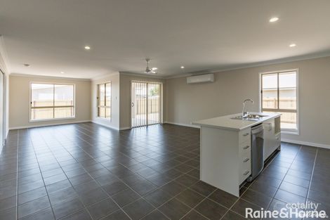 Property photo of 22 Clearview Avenue Thabeban QLD 4670