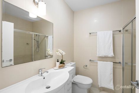 Property photo of 2/18 Ward Street Indooroopilly QLD 4068