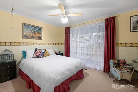 Property photo of 7 Aberdeen Heights Pakenham VIC 3810