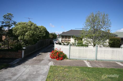 39 Derby Rd, Herne Hill, VIC 3218