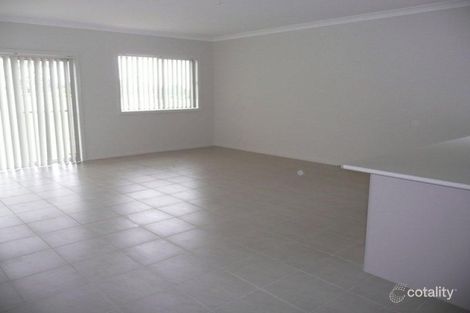 Property photo of 4 Young Circuit Elderslie NSW 2570