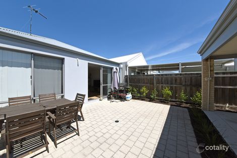 Property photo of 4 Finke Alley Ellenbrook WA 6069