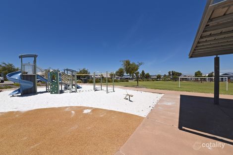 Property photo of 4 Finke Alley Ellenbrook WA 6069