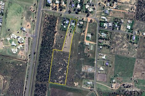 Property photo of 4 Edgewood Drive Emerald QLD 4720