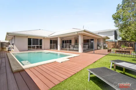 Property photo of 9 Icefire Quay Trinity Park QLD 4879