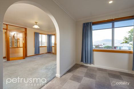Property photo of 4 Paringa Road Glenorchy TAS 7010