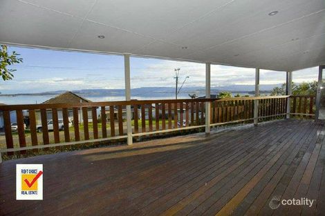 296 Northcliffe Dr, Lake Heights, NSW 2502