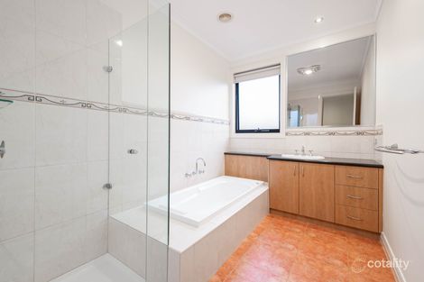 Property photo of 69 Rosedale Grove Frankston South VIC 3199
