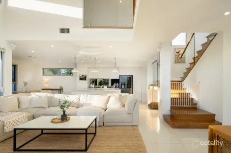 Property photo of 1A Meredith Drive Broadbeach Waters QLD 4218