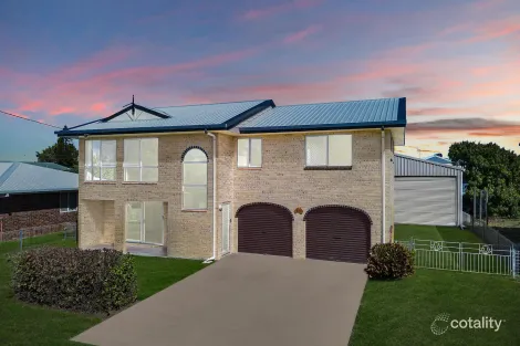 Property photo of 100 Limpus Avenue Keppel Sands QLD 4702