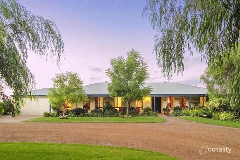 Property photo of 121 Estuary Waters Drive Reinscourt WA 6280