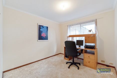 17 Bassett Cres, Gawler East, SA 5118