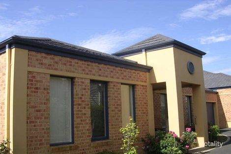 2/40 Queen St, Mornington, VIC 3931