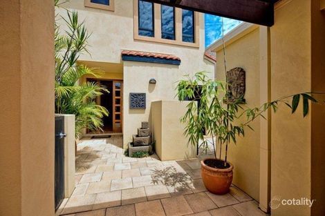Property photo of 26 Paradise Island Surfers Paradise QLD 4217