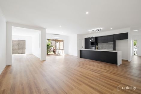 Property photo of 17 Imperia Crescent Varsity Lakes QLD 4227