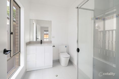 Property photo of 17 Imperia Crescent Varsity Lakes QLD 4227