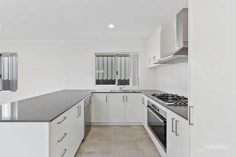 Property photo of 6 Tabley View Lakelands WA 6180