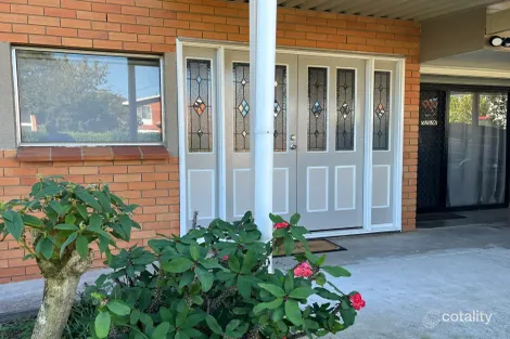 Property photo of 208 Broadwater Road Mansfield QLD 4122