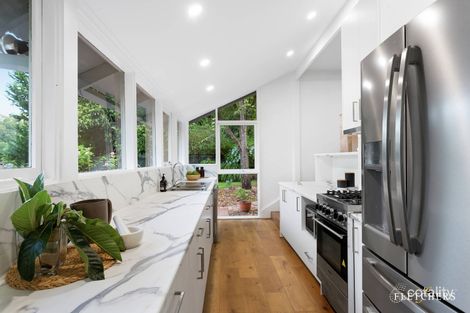 Property photo of 22 Hillcrest Avenue Eltham VIC 3095