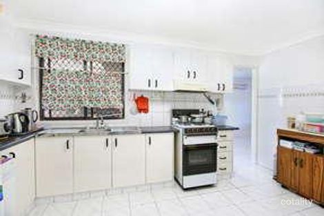 Property photo of 7 Isles Place Plumpton NSW 2761