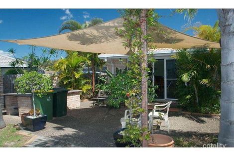 4 Piccadilly Pl, Highland Park, QLD 4211