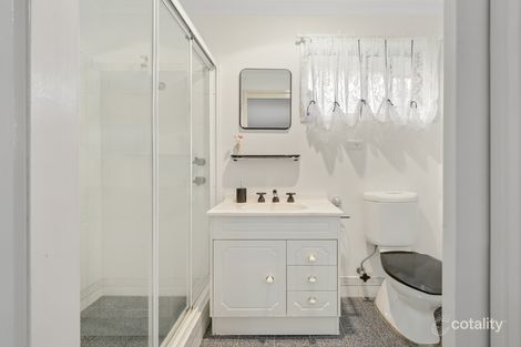 Property photo of 53 Lagonda Drive Ingleburn NSW 2565