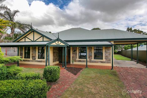 4 Horseshoe Dr, Woodcroft, SA 5162