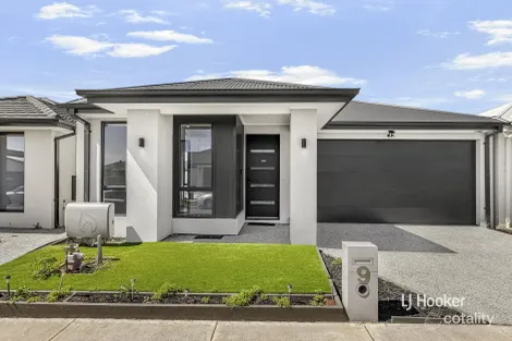 9 HATTONWALL RD, DEANSIDE, VIC 3336