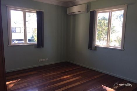 Property photo of 32 Thomas Street Camp Hill QLD 4152