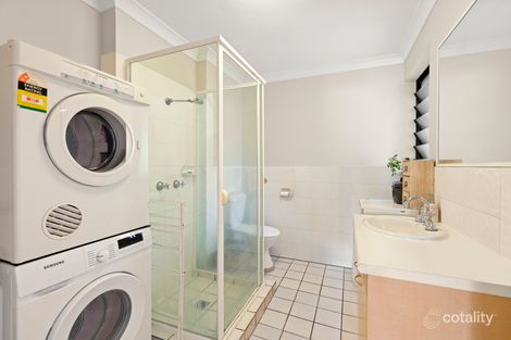 Property photo of 4/4 Oceanic Drive Mermaid Waters QLD 4218