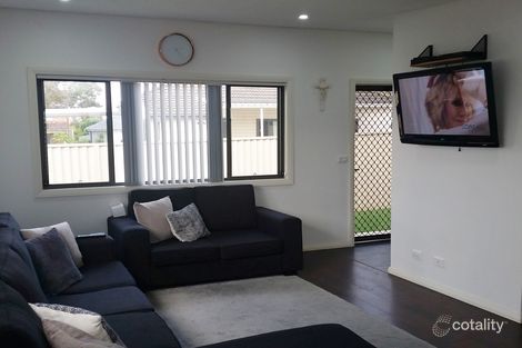 Property photo of 1 Hiland Crescent Smithfield NSW 2164