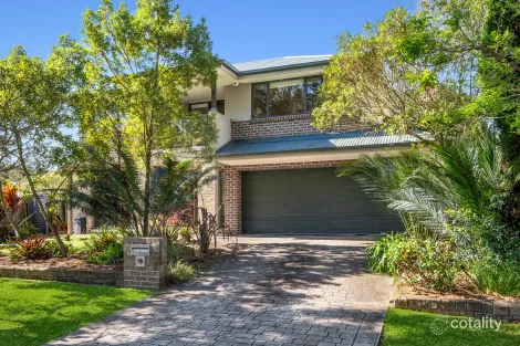 13 Banksia Pde, Warriewood, NSW 2102