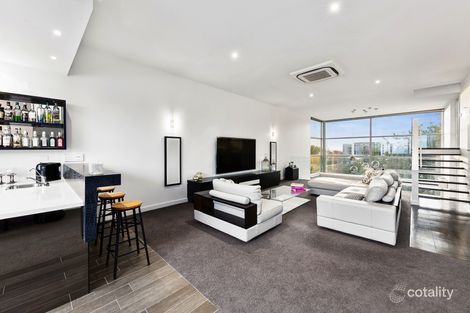 Property photo of 15 Wave Street Hampton VIC 3188