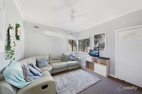 Property photo of 35A Thirlmere Way Tahmoor NSW 2573