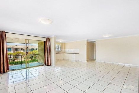 4/1 Hunter Ave, Labrador, QLD 4215