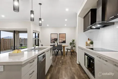 Property photo of 124 Campestre Drive Sunbury VIC 3429