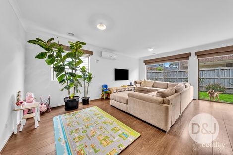 Property photo of 7 Eminence Drive Cranbourne West VIC 3977