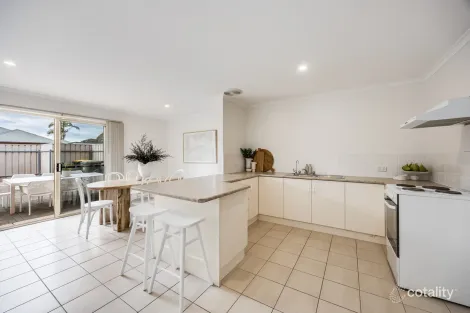Property photo of 2/15 Arnold Drive Mitchell Park SA 5043