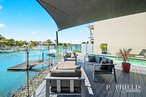 Property photo of 8001 The Parkway Hope Island QLD 4212