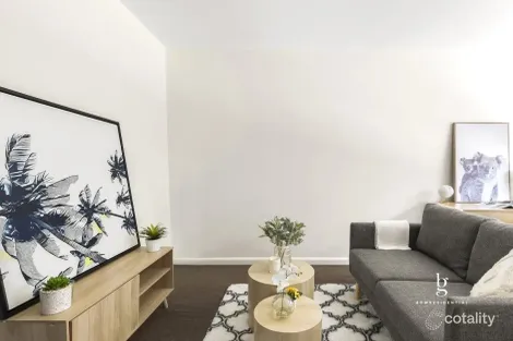 2/13a Lewisham Rd, Windsor, VIC 3181