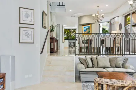 Property photo of 1/44 Tedder Avenue Main Beach QLD 4217