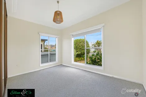 Property photo of 20 Boronia Avenue Windang NSW 2528