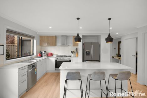 Property photo of 25 Bindi Avenue Tarneit VIC 3029