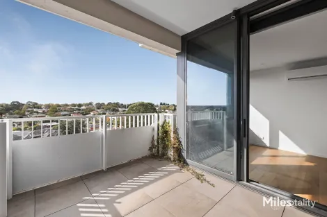 Property photo of 512A/125 Bell Street Ivanhoe VIC 3079