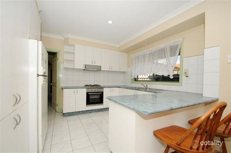 Property photo of 2 Davis Court Altona Meadows VIC 3028