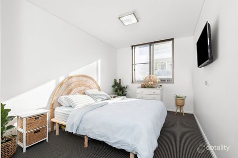 Property photo of 250/2 Firetail Drive Warriewood NSW 2102