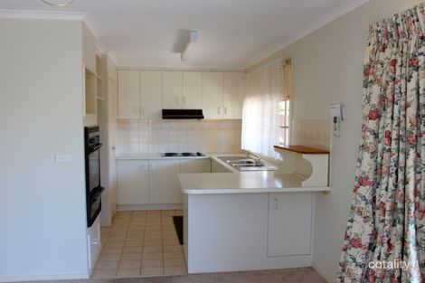 Property photo of 2/5 Albert Street Alexandra VIC 3714