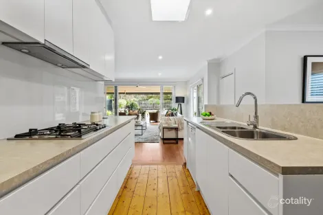 Property photo of 65 Deakin Street Essendon VIC 3040