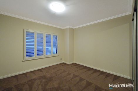 Property photo of 1/23 Galileo Loop Mandurah WA 6210