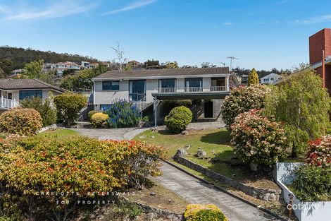 306 Churchill Ave, Sandy Bay, TAS 7005
